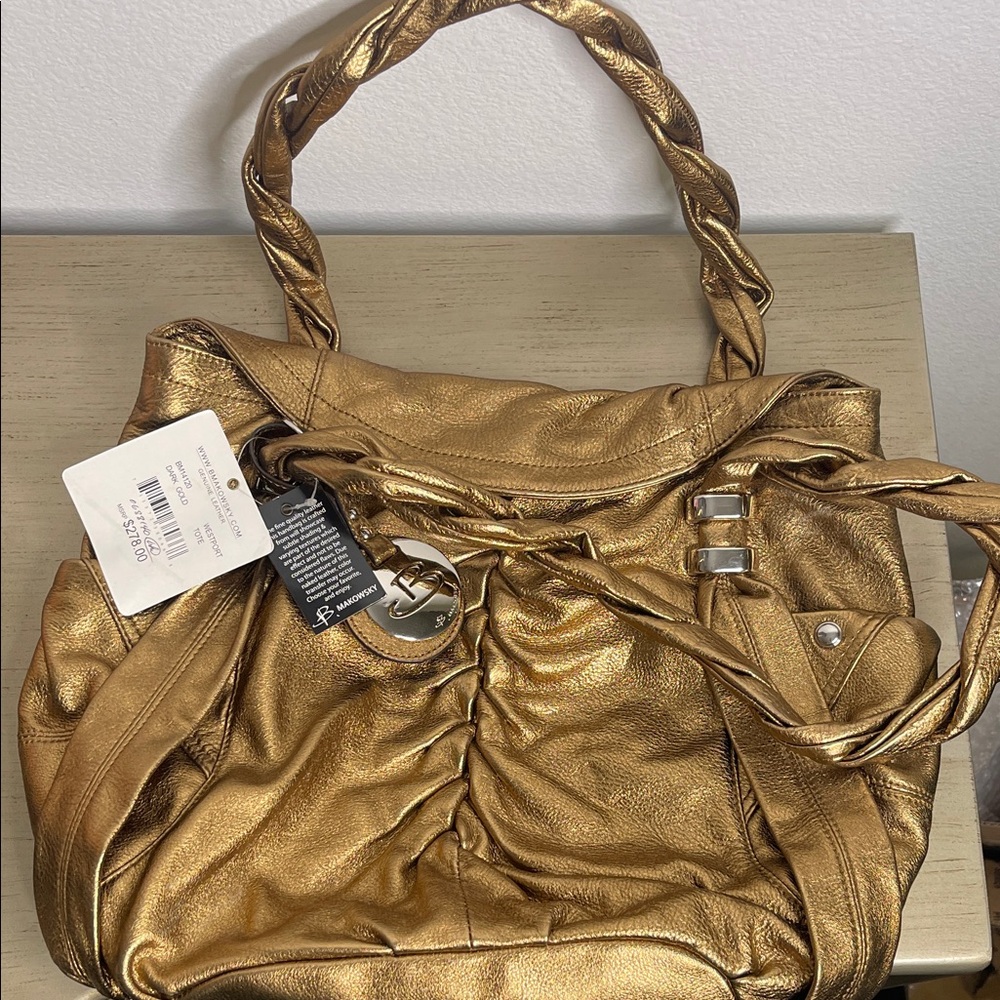 B. Makowsky Style: Westport BM14120 Leather